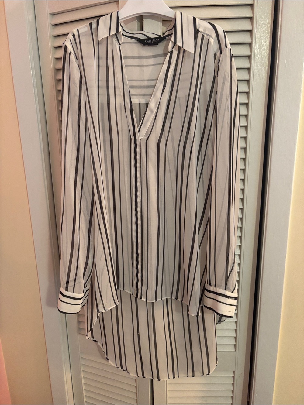 White House Black Market Black & White Vertical Stripe Sheer Tunic Blouse